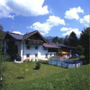 Hotel Hahnenhof Kitzbühel Exterior foto